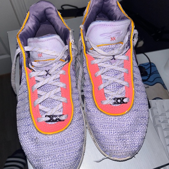 LeBron 20 “Violet Frost” Size 12 M - Picture 2 of 4